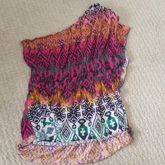 Vanity ruffle top - Picture 3 of 3